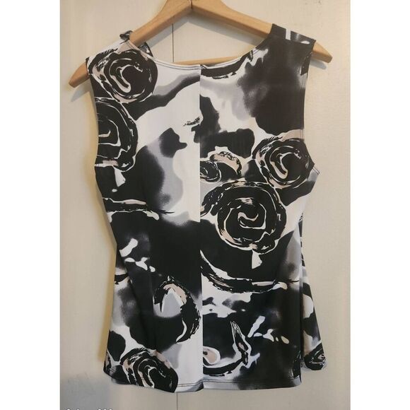 F16 Milano tank blouse with ruching and ruffle down the front - Picture 4 of 7